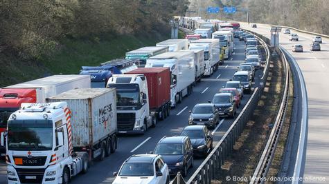 A7 to Hamburg Completely Closed After Series of Major Accidents